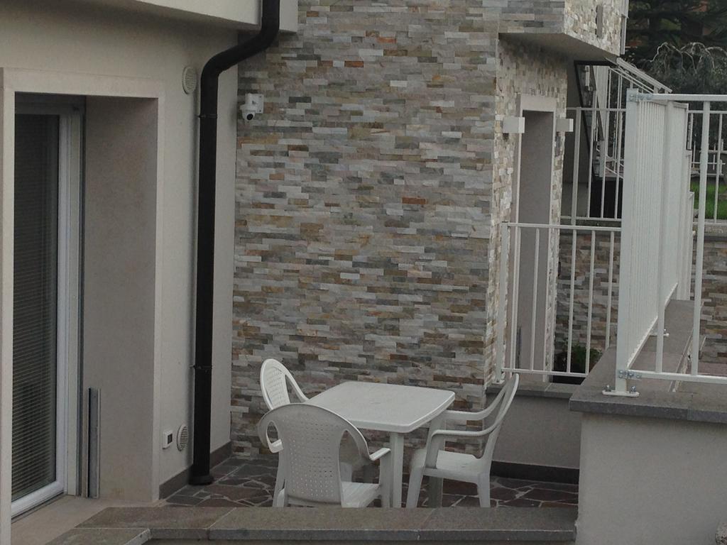 Casa Armonia Apartment Peschiera del Garda Bagian luar foto